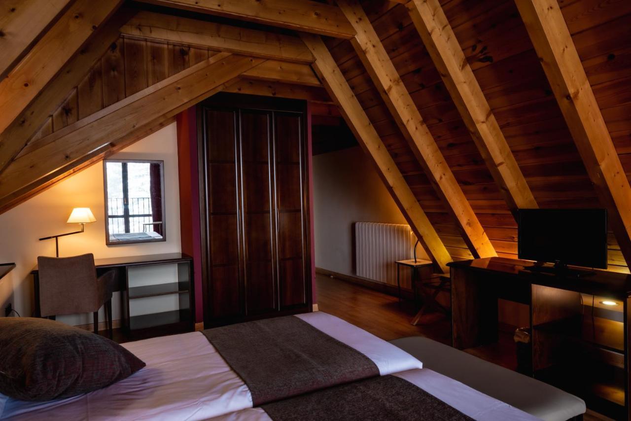 Hotel Valle De Izas Sallent de Gállego Eksteriør billede