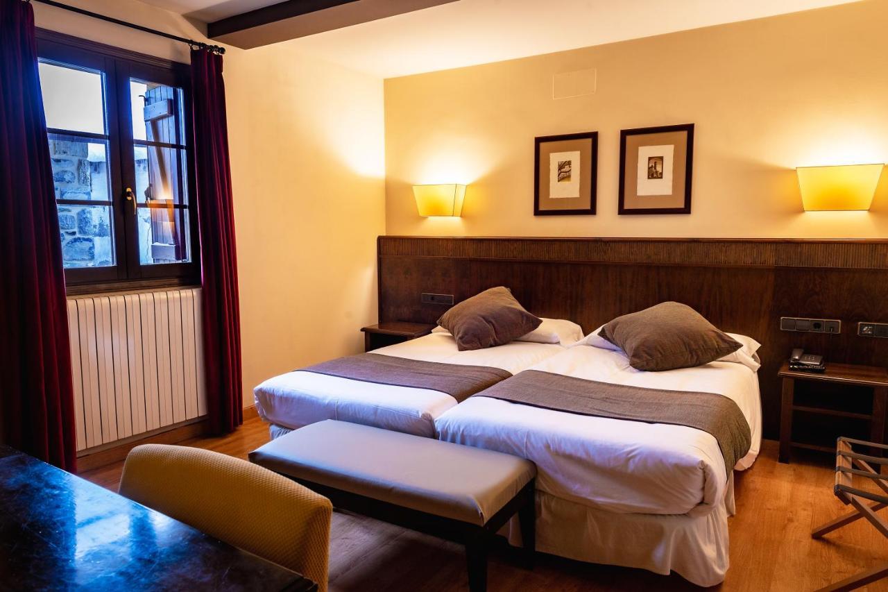 Hotel Valle De Izas Sallent de Gállego Eksteriør billede