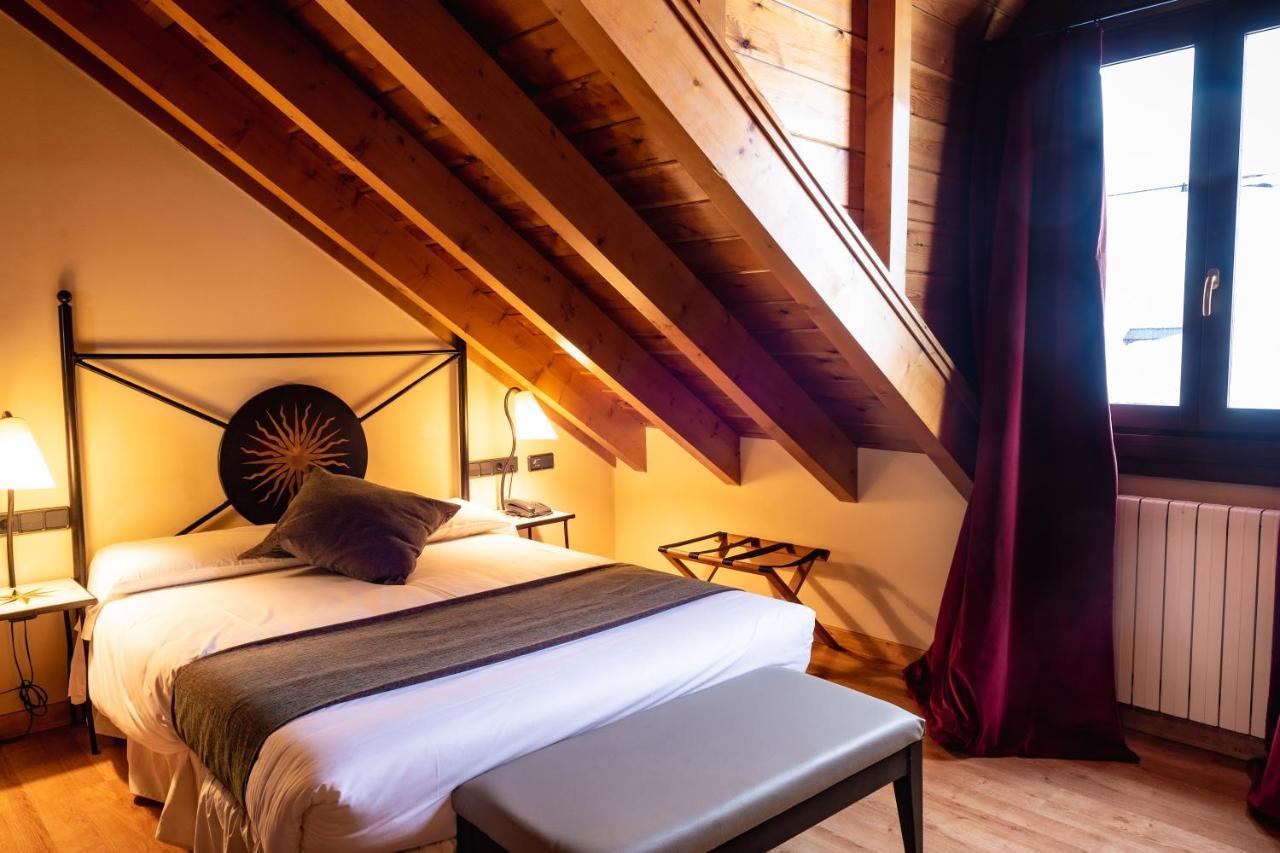 Hotel Valle De Izas Sallent de Gállego Eksteriør billede